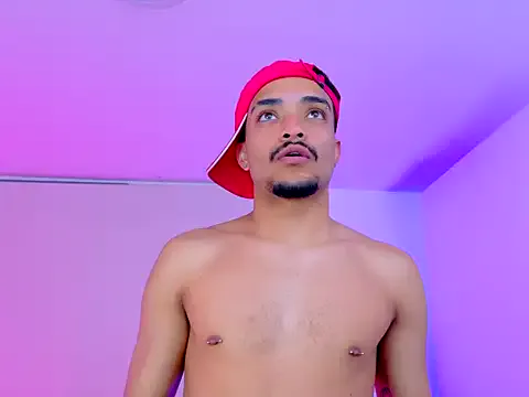 eross_chipre_ on StripChat