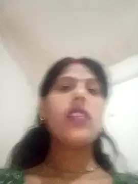 Eshwari_Chopra on StripChat