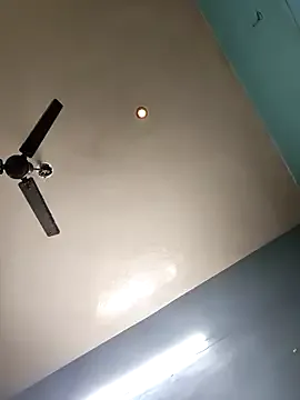 Eshwari_Chopra on StripChat