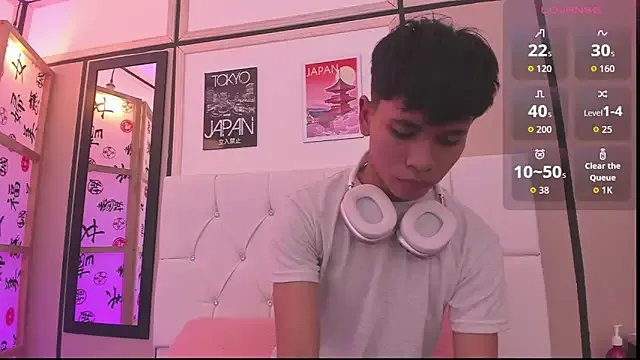 Ethan_Westt on StripChat