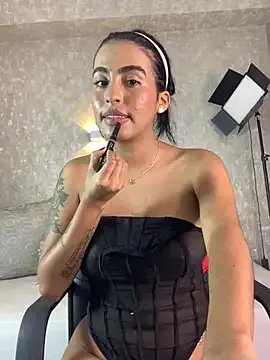 genesissara on StripChat