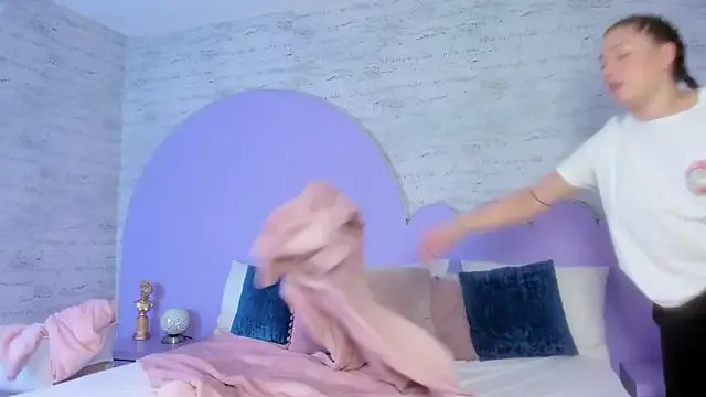 Giaa_Ross on StripChat 