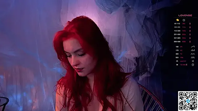 GildedKitten on StripChat