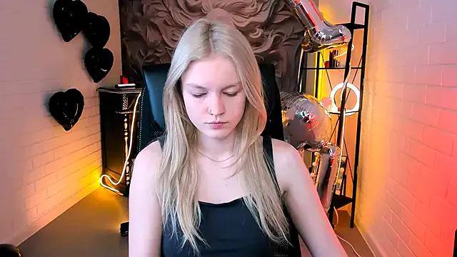 GraceGlamour — Spread toes 