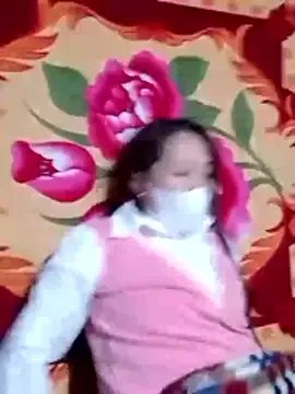 Gummiesu on StripChat