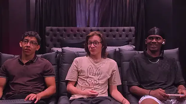 guyshardd on StripChat