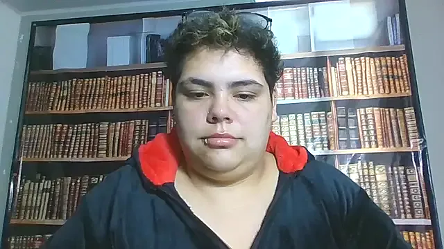 Hailey_Curvy on StripChat