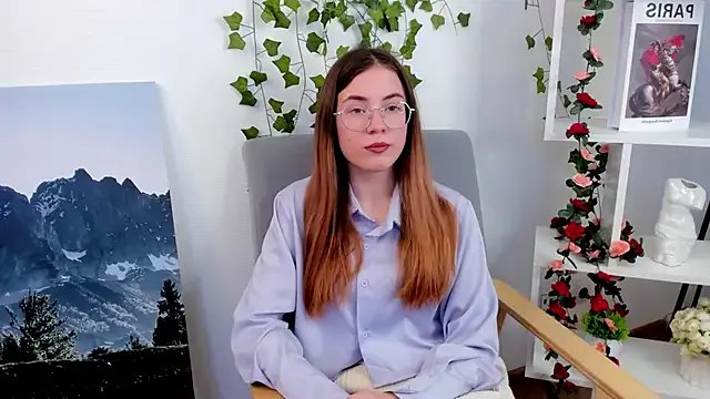 HalleyKeer on StripChat 