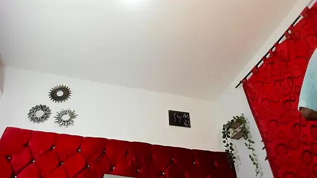 harleyevaans — open my legs and masturbate my clit