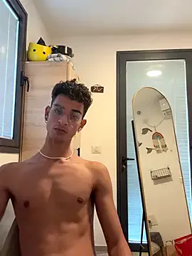 Harmanarab_adrian on StripChat