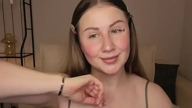 Helens_love on StripChat 