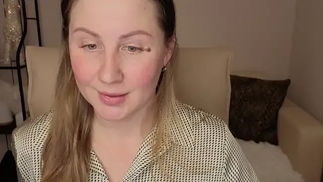 Helens_love on StripChat 