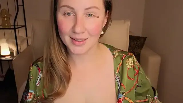 Helens_love on StripChat 