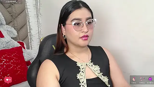 heluejamil on StripChat