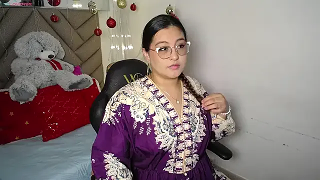 heluejamil on StripChat