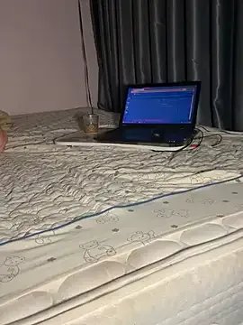 Hoa_Bimup on StripChat