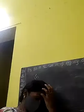 Honey_rosetamil on StripChat