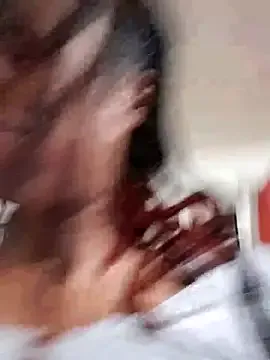 HONEYSWEETS_LIVE on StripChat