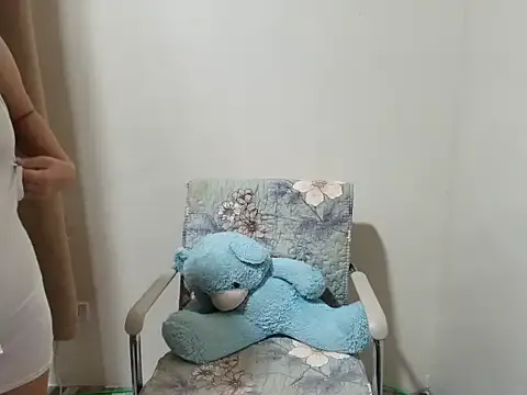 Hot_Athena99x on StripChat