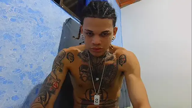 hot_man05 on StripChat