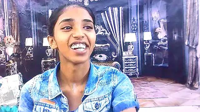 IndianSexySlender on StripChat 