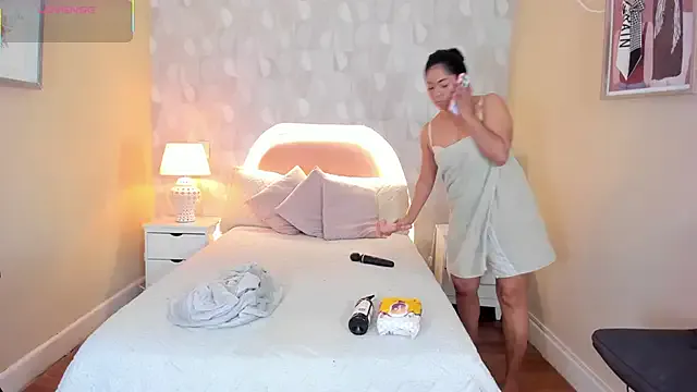 isabella_milf_ on StripChat