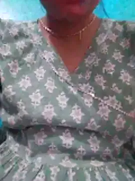 isha_sharma2002 on StripChat