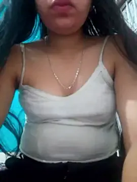 isha_sharma2002 on StripChat