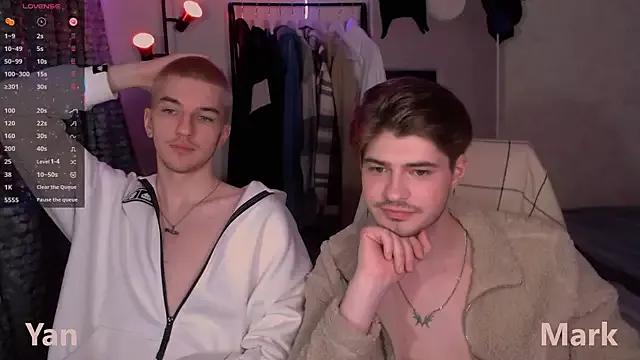 itsyanbb — naked both