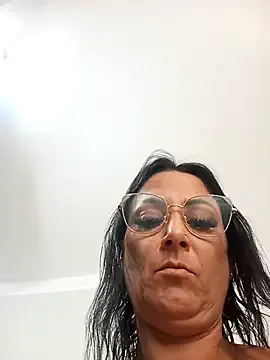 jadecristina — Siririca no carro