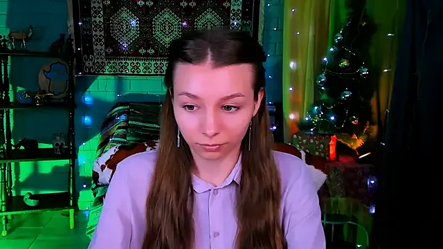 JulieDaniel on StripChat