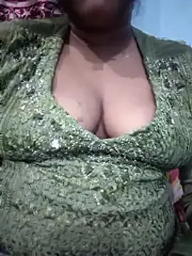 Just-Queen — Freechat on StripChat