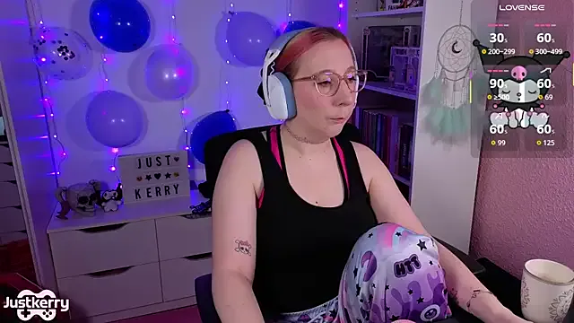 JustKerry on StripChat