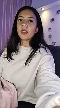 KamyGlam on StripChat