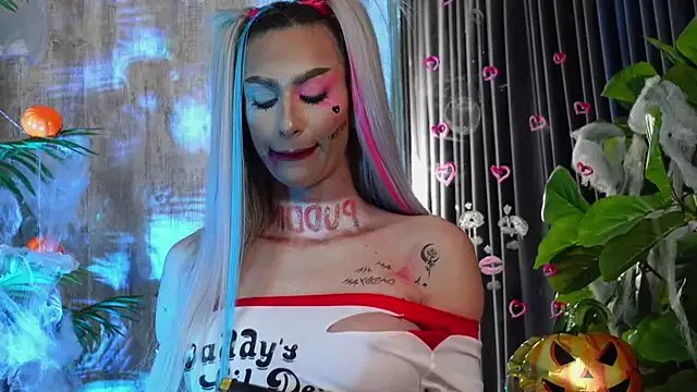 KarlaBart on StripChat