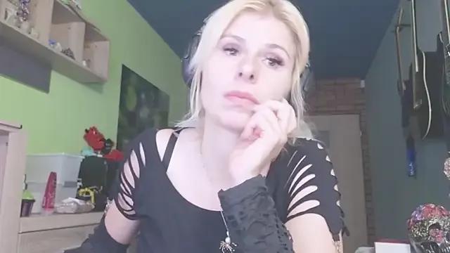 karmija — two hole fun