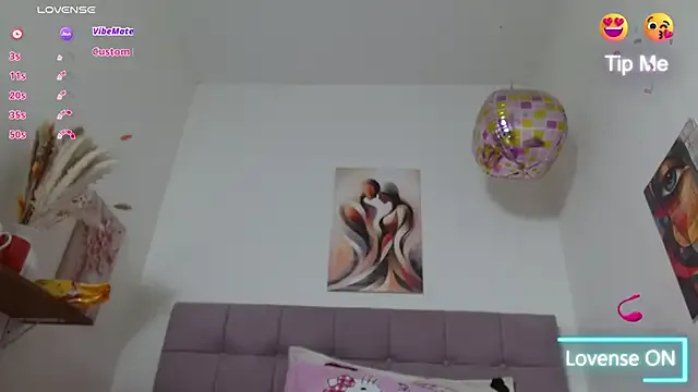 Karol_wish on StripChat