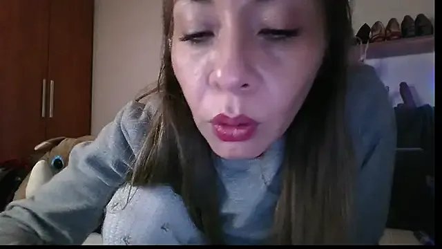 KarolinaReaper on StripChat