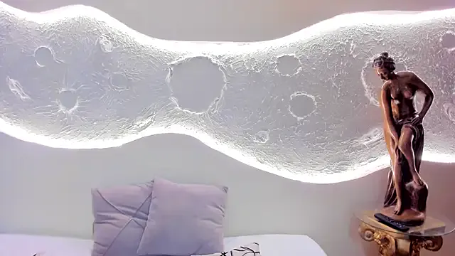 Kate_Amaretto_ on StripChat