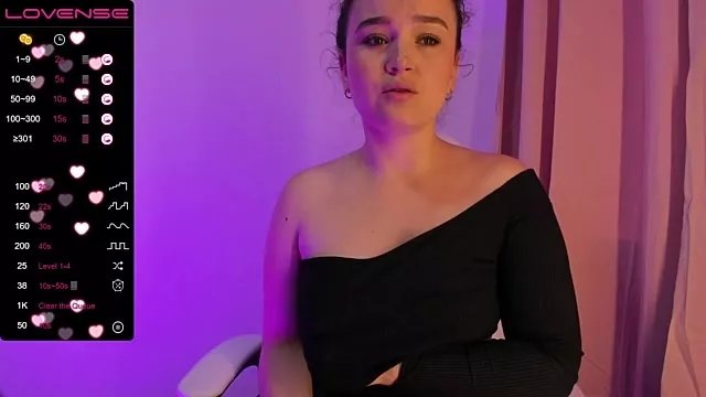 kattypinkk on StripChat