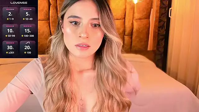 KiaraCarter on StripChat