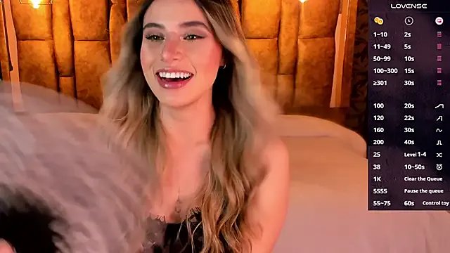 KiaraCarter on StripChat