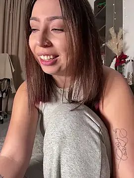 KimArts on StripChat