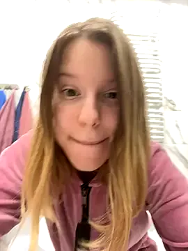 kimczii on StripChat