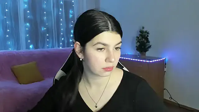 KisaModel on StripChat