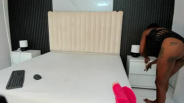 Lakisha_Jackson_ — my big oiled ass bouncing