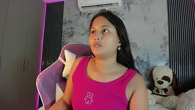 Laly_Cherry_ on StripChat 