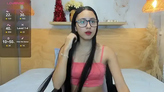 Lasira_Thill on StripChat