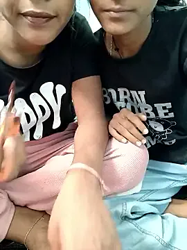 Lesbians_NO1 on StripChat