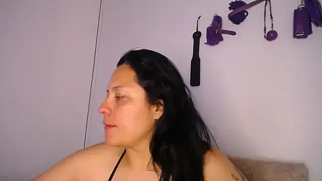 Lia_TabooMatureBbw on StripChat